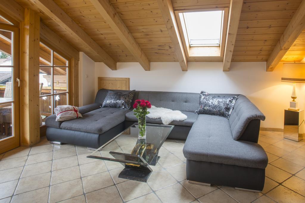 Apartamento Golden Gapa Penthouse 1 Garmisch-Partenkirchen Habitación foto